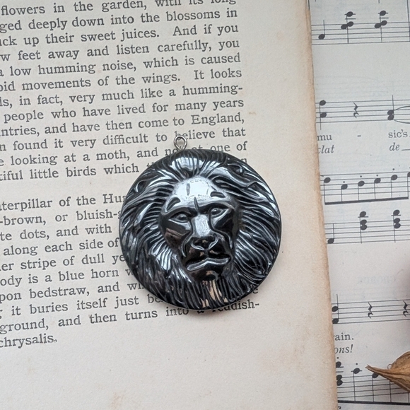 Jewelry - Black Lion Head Necklace Pendant